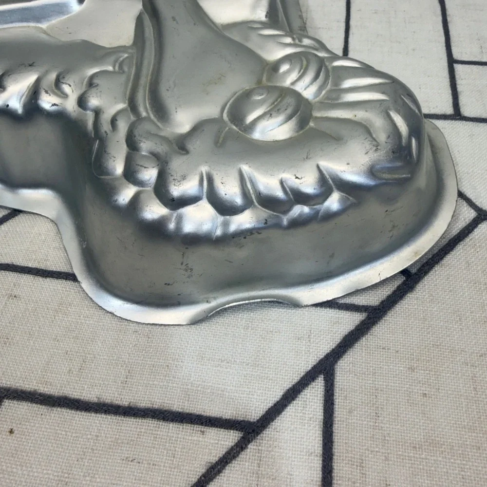 Wilton Cake Pan 13
